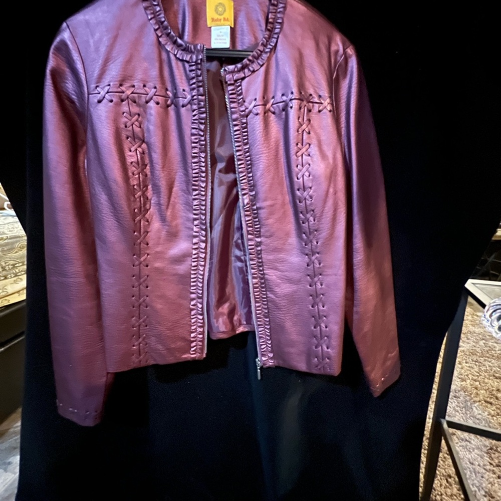 Beautiful burgundy pleather cropped jacket
